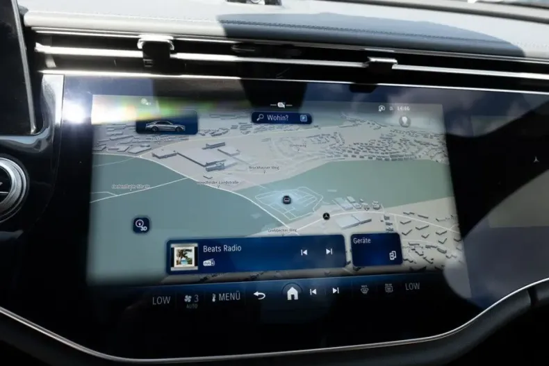 Mercedes-Benz E 200 din 2024 cu 11.086 km - oferta MER176749 - foto 8