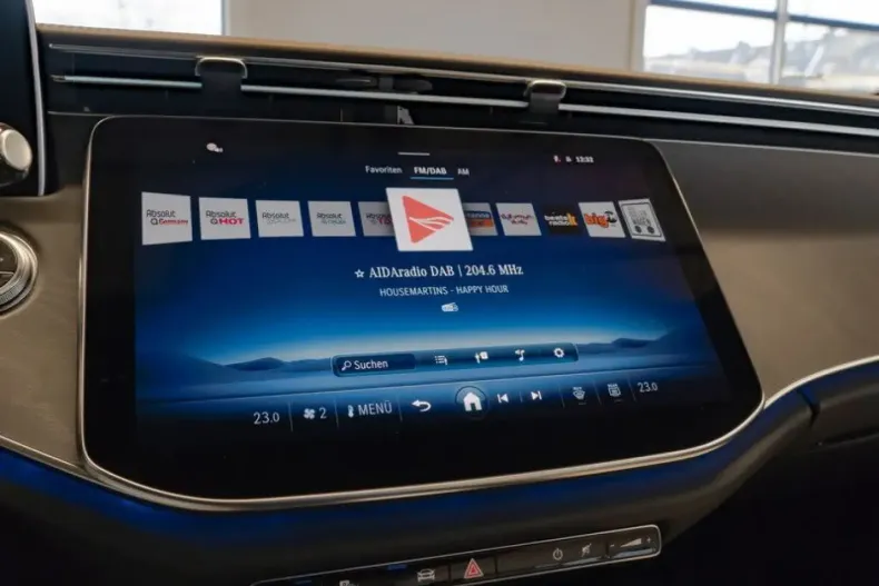 Mercedes-Benz E 200 din 2025 cu 4.628 km - oferta MER176752 - foto 20