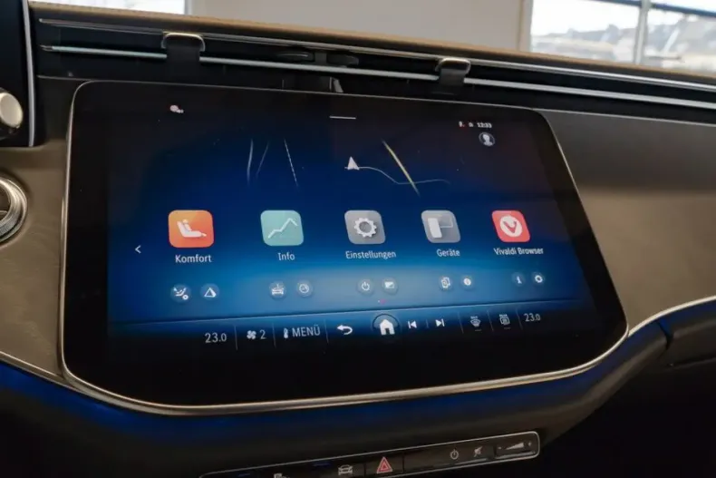 Mercedes-Benz E 200 din 2025 cu 4.628 km - oferta MER176752 - foto 21