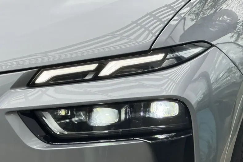 BMW X7 din 2025 cu 26.800 km - oferta BMW176774 - foto 9