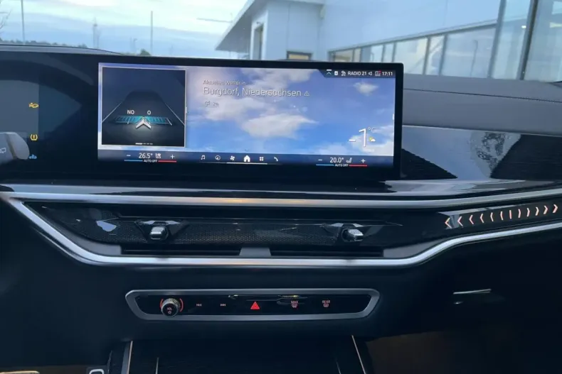 BMW X7 din 2025 cu 25.044 km - oferta BMW176776 - foto 17