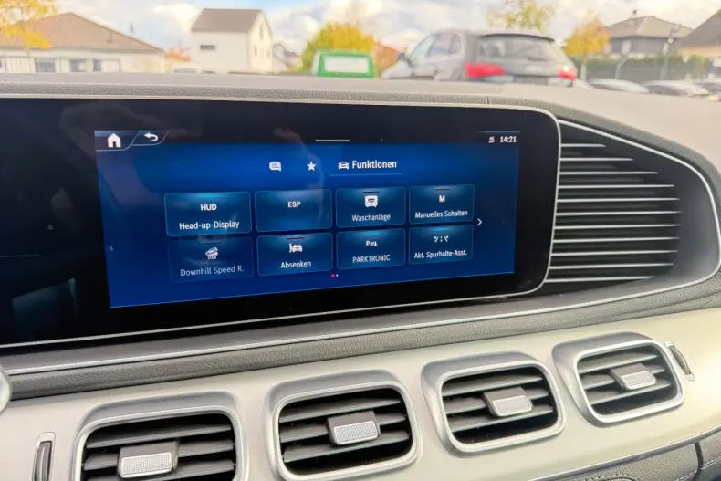 Mercedes-Benz GLE 350 din 2023 cu 37.490 km - oferta MER176784 - foto 31