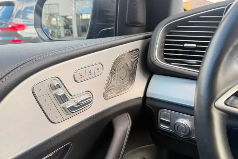 Mercedes-Benz GLE 350 din 2023 cu 37.490 km - oferta MER176784 - foto 41