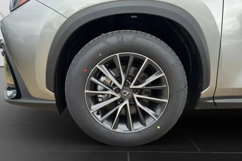 Lexus NX 350h din 2026 cu 5 km - oferta LEX176811 - foto 9