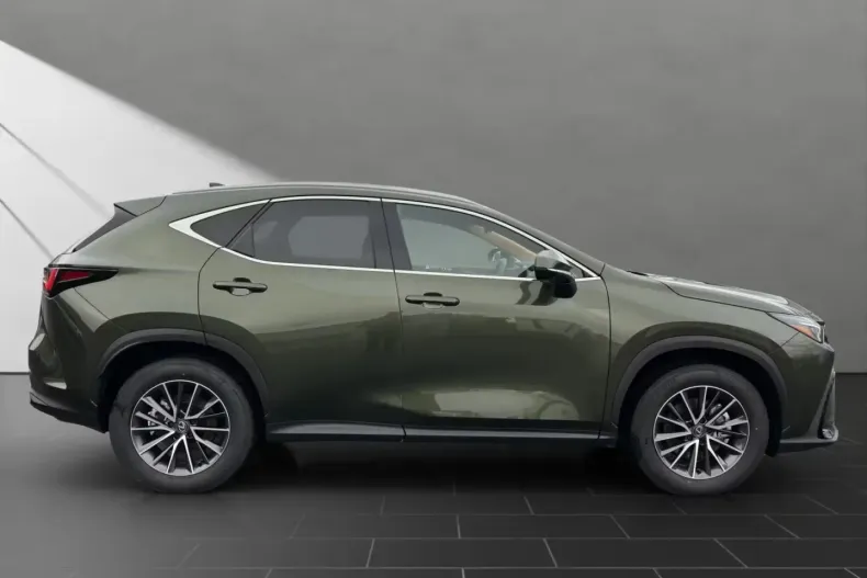 Lexus NX 350h din 2025 cu 1.950 km - oferta LEX176813 - foto 4