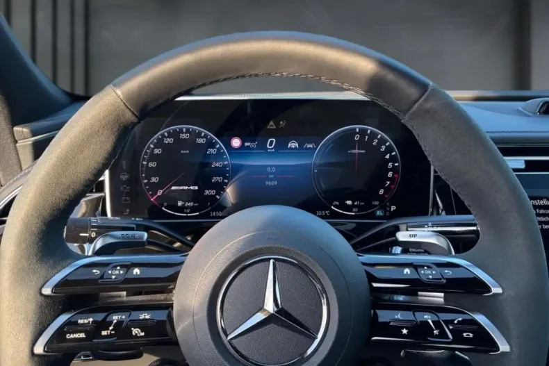 Mercedes-Benz E 53 AMG din 2024 cu 9.700 km - oferta MER176816 - foto 9