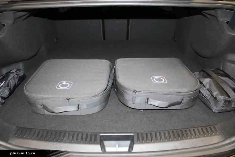 Mercedes-Benz E 400 din 2024 cu 35.290 km - oferta MER176817 - foto 12