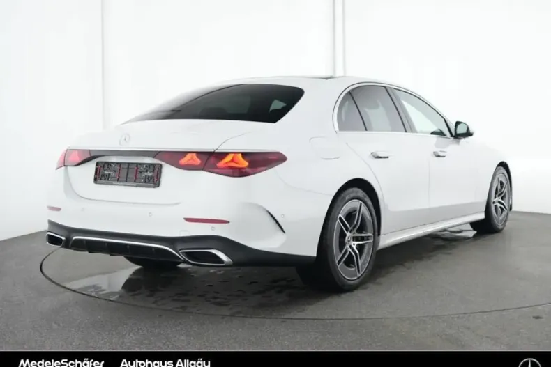 Mercedes-Benz E 450 din 2024 cu 9.539 km - oferta MER176818 - foto 2