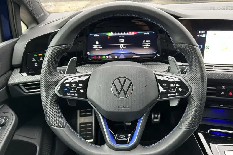 Volkswagen Golf din 2023 cu 21.393 km - oferta VOL176824 - foto 18