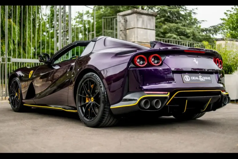 Ferrari 812 din 2023 cu 1.390 km - oferta FER176830 - foto 4