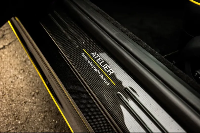 Ferrari 812 din 2023 cu 1.390 km - oferta FER176830 - foto 23