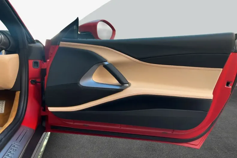 Ferrari 812 din 2023 cu 1.560 km - oferta FER176833 - foto 14