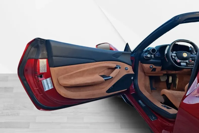 Ferrari F8 din 2023 cu 3.600 km - oferta FER176836 - foto 19