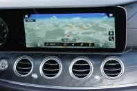 Mercedes-Benz E 300 din 2023 cu 95.072 km - oferta MER176839 - foto 8