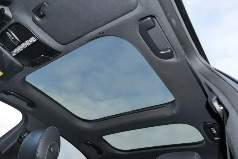 Mercedes-Benz E 300 din 2023 cu 95.072 km - oferta MER176839 - foto 11