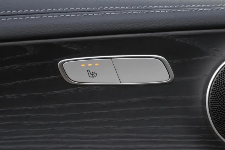 Mercedes-Benz E 300 din 2023 cu 95.072 km - oferta MER176839 - foto 14