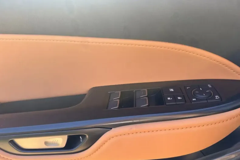 Lexus NX 350h din 2024 cu 3.500 km - oferta LEX176840 - foto 16