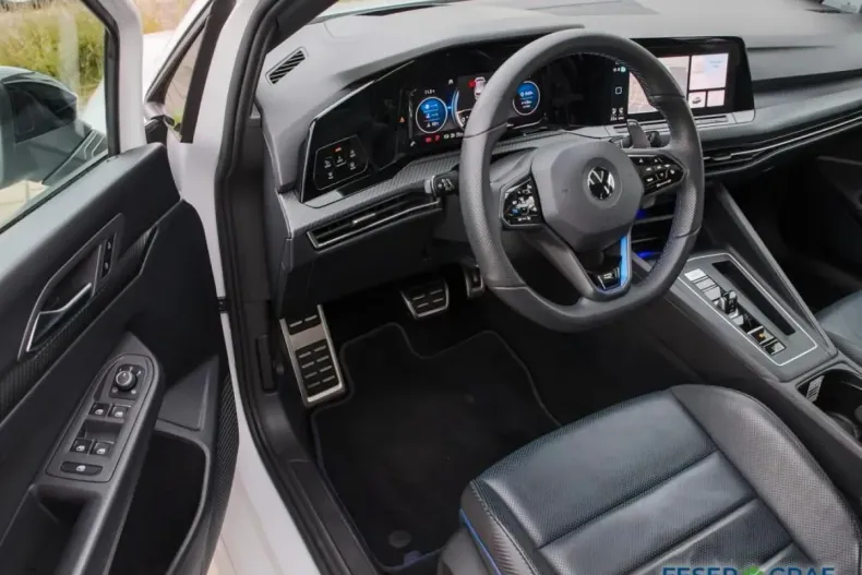 Volkswagen Golf din 2021 cu 66.600 km - oferta VOL176852 - foto 10