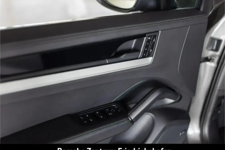 Porsche Cayenne din 2023 cu 24.700 km - oferta POR176855 - foto 24