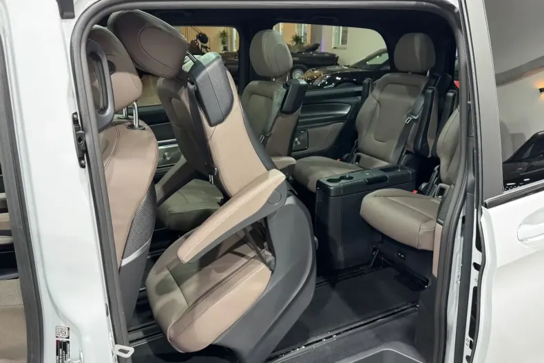 Mercedes-Benz V 300 din 2025 cu 24.500 km - oferta MER176859 - foto 19