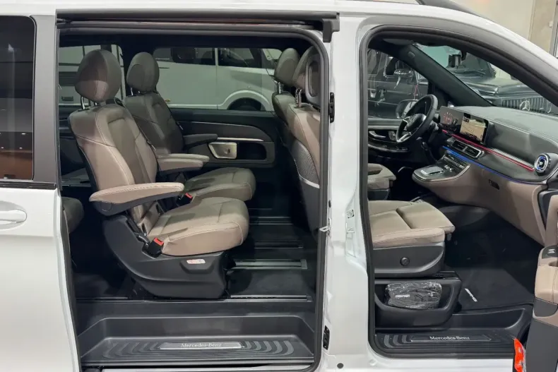 Mercedes-Benz V 300 din 2025 cu 24.500 km - oferta MER176859 - foto 25