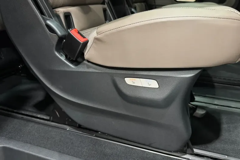 Mercedes-Benz V 300 din 2025 cu 24.500 km - oferta MER176859 - foto 26