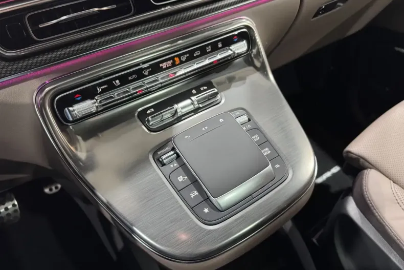 Mercedes-Benz V 300 din 2025 cu 24.500 km - oferta MER176859 - foto 33