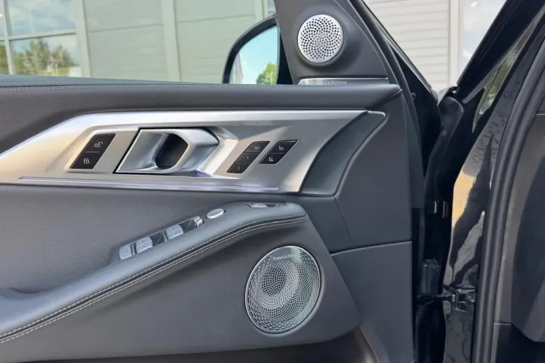 BMW XM din 2025 cu 9.250 km - oferta BMW176874 - foto 13