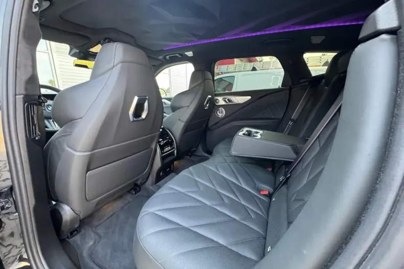 BMW XM din 2025 cu 9.250 km - oferta BMW176874 - foto 16