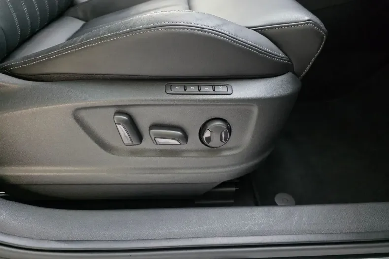 Skoda Karoq din 2022 cu 62.410 km - oferta SKO176879 - foto 22