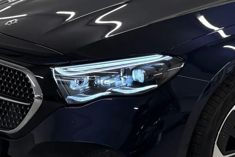 Mercedes-Benz E 300 din 2025 cu 13.484 km - oferta MER176886 - foto 4