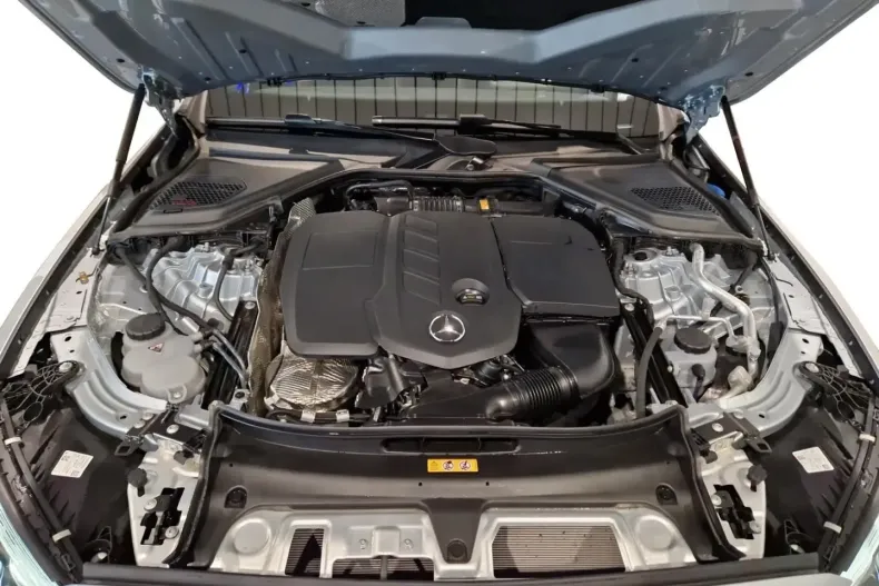 Mercedes-Benz E 220 din 2025 cu 24.933 km - oferta MER176889 - foto 6