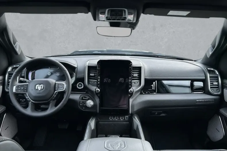 Dodge RAM din 2025 cu 2.490 km - oferta DOD176890 - foto 7