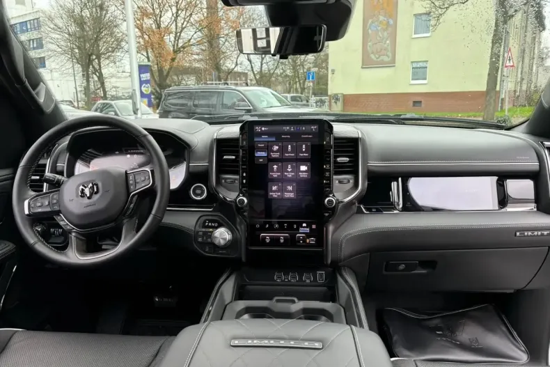 Dodge RAM din 2025 cu 4.650 km - oferta DOD176891 - foto 28