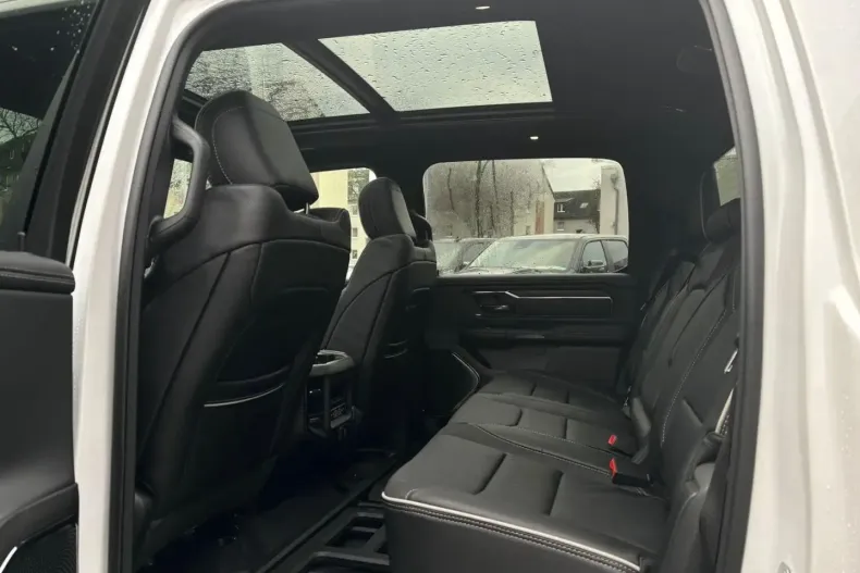 Dodge RAM din 2025 cu 4.650 km - oferta DOD176891 - foto 35