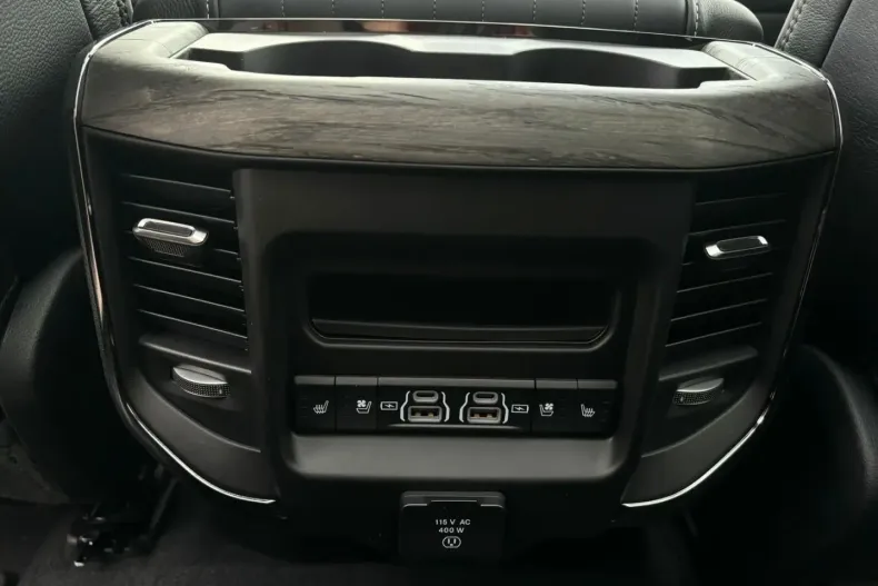 Dodge RAM din 2025 cu 4.650 km - oferta DOD176891 - foto 37