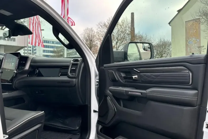 Dodge RAM din 2025 cu 4.650 km - oferta DOD176891 - foto 38