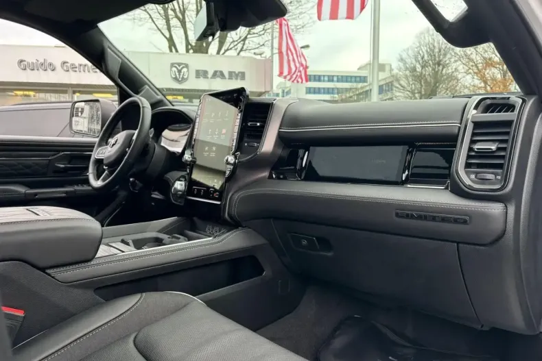 Dodge RAM din 2025 cu 4.650 km - oferta DOD176891 - foto 39