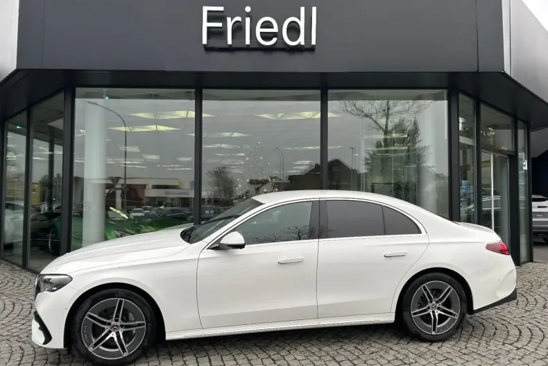 Mercedes-Benz E 220 din 2025 cu 9.750 km - oferta MER176894 - foto 2