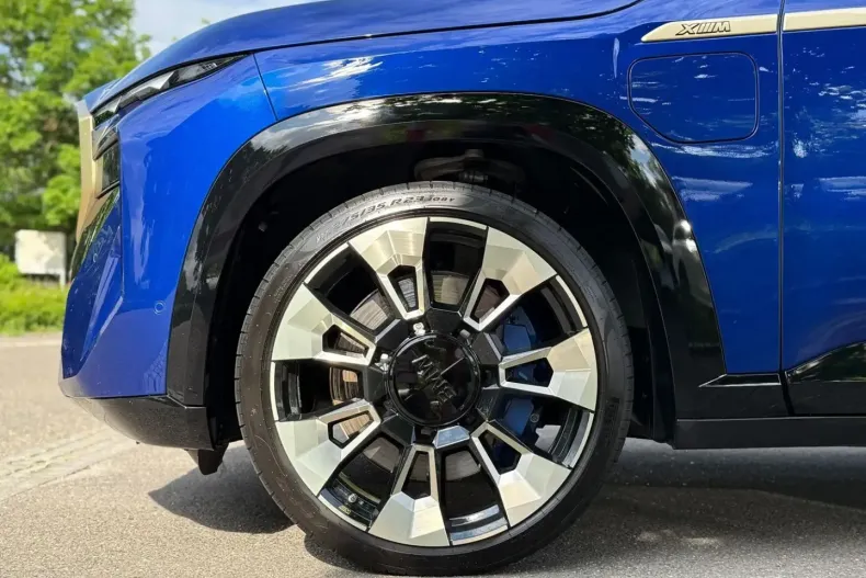 BMW XM din 2024 cu 39.990 km - oferta BMW176897 - foto 26