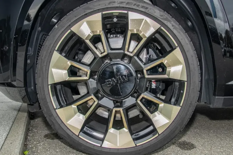BMW XM din 2023 cu 50.745 km - oferta BMW176898 - foto 14
