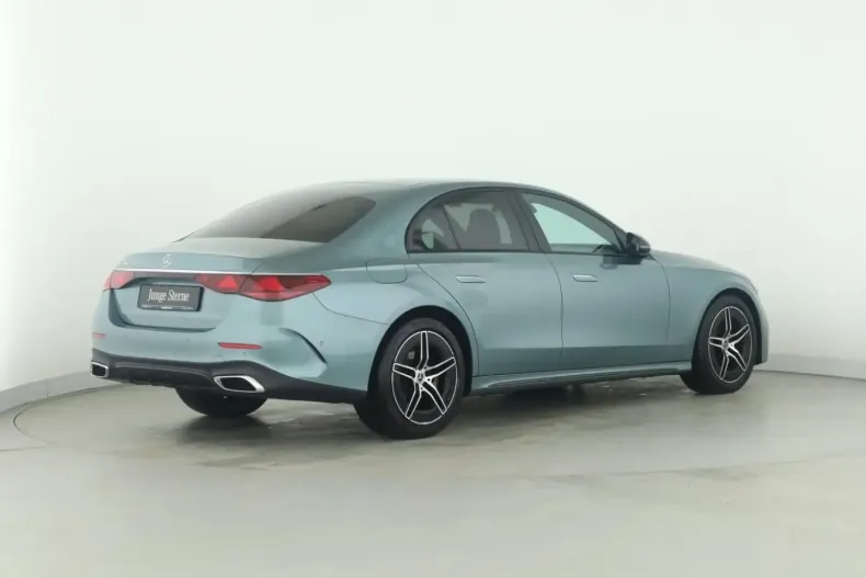 Mercedes-Benz E 220 din 2025 cu 10.702 km - oferta MER176902 - foto 6