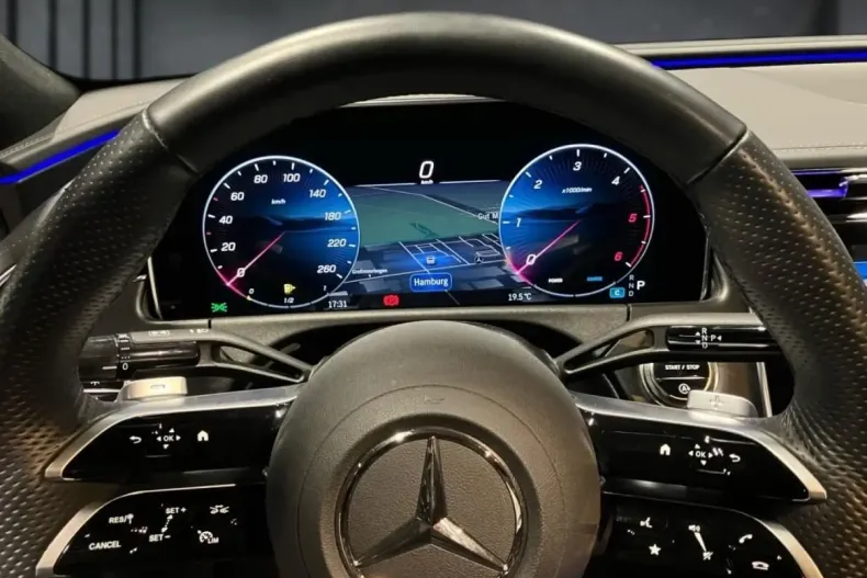 Mercedes-Benz E 220 din 2025 cu 11.175 km - oferta MER176903 - foto 8