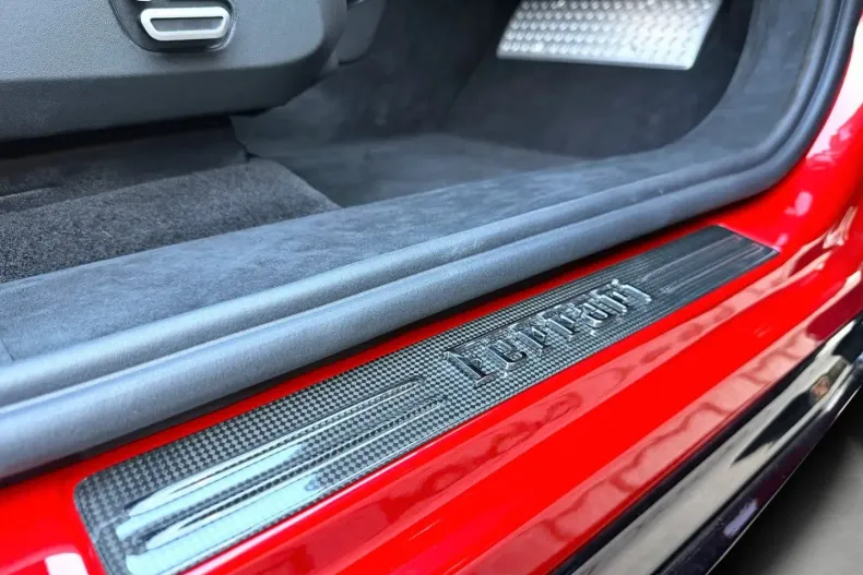 Ferrari Purosangue din 2025 cu 2.300 km - oferta FER176904 - foto 18