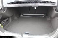 Mercedes-Benz E 200 din 2025 cu 15.221 km - oferta MER176906 - foto 17