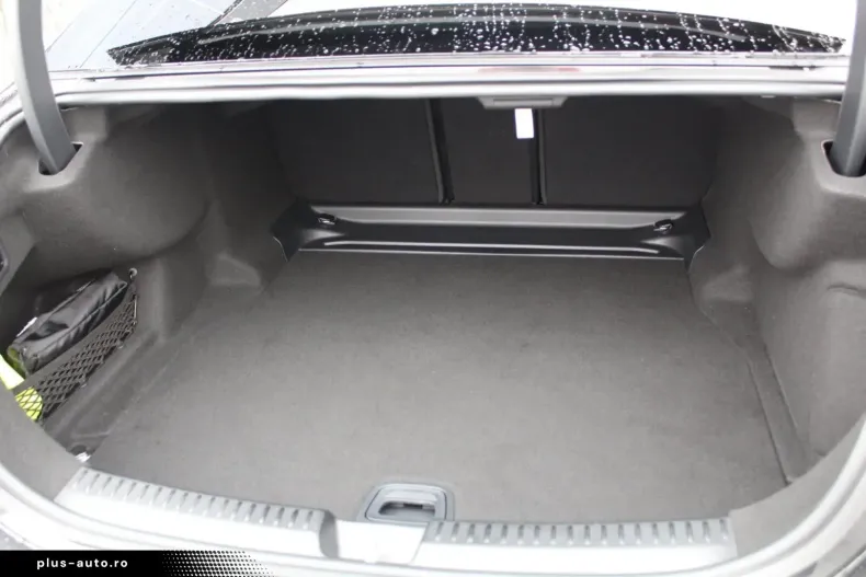 Mercedes-Benz E 200 din 2025 cu 15.221 km - oferta MER176906 - foto 17