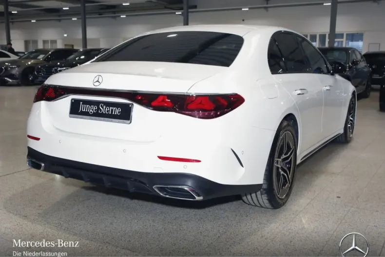 Mercedes-Benz E 200 din 2025 cu 5.762 km - oferta MER176909 - foto 2