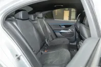 Mercedes-Benz E 200 din 2025 cu 5.000 km - oferta MER176912 - foto 13