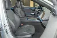 Mercedes-Benz E 200 din 2025 cu 5.000 km - oferta MER176912 - foto 14