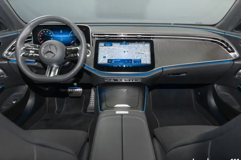 Mercedes-Benz E 200 din 2025 cu 5.000 km - oferta MER176912 - foto 16